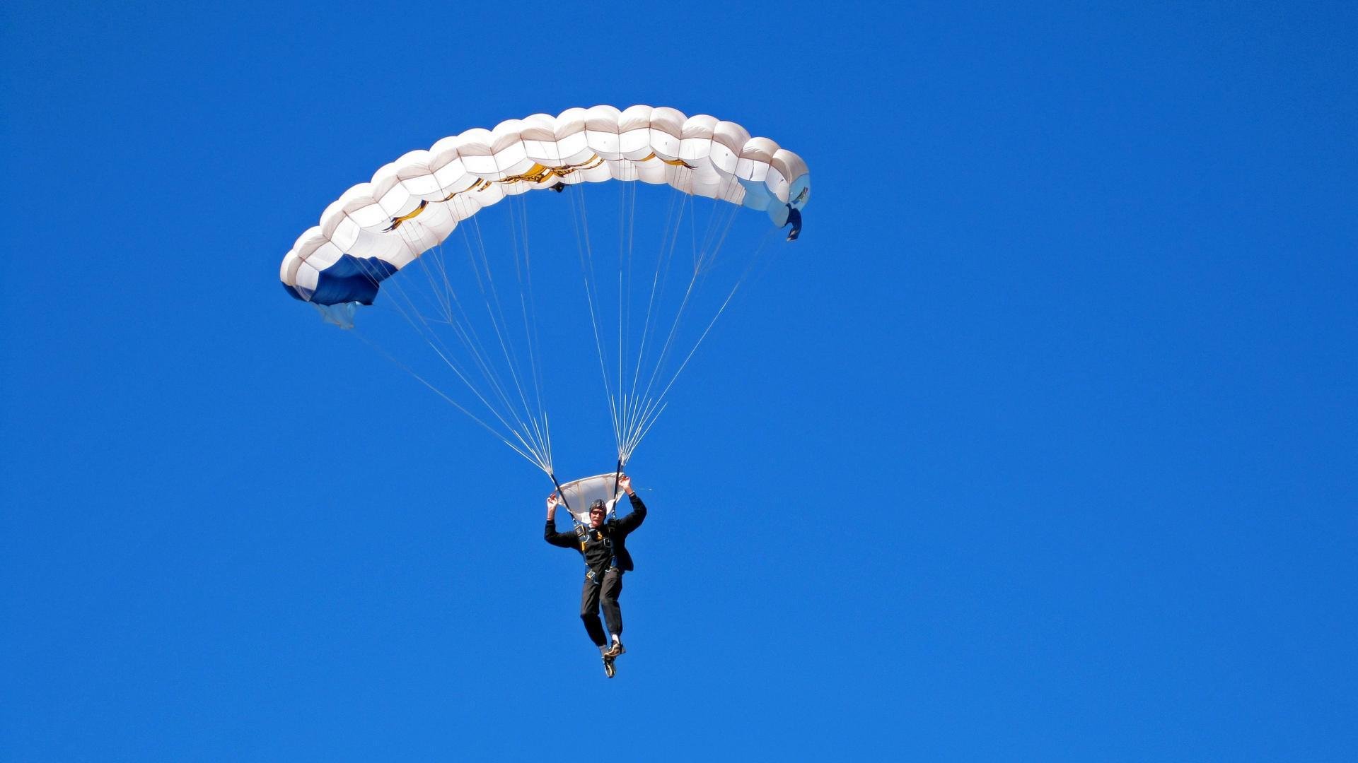 麦克沃伊50米蝶泳引爆全球泳坛，麦克沃德