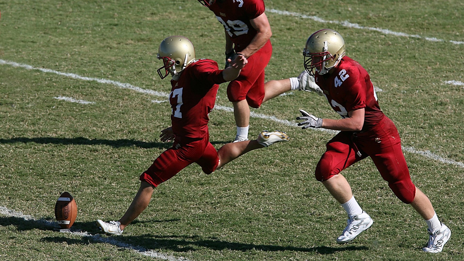 中国足球职业联赛品牌形象塑造加速,我国职业足球联赛